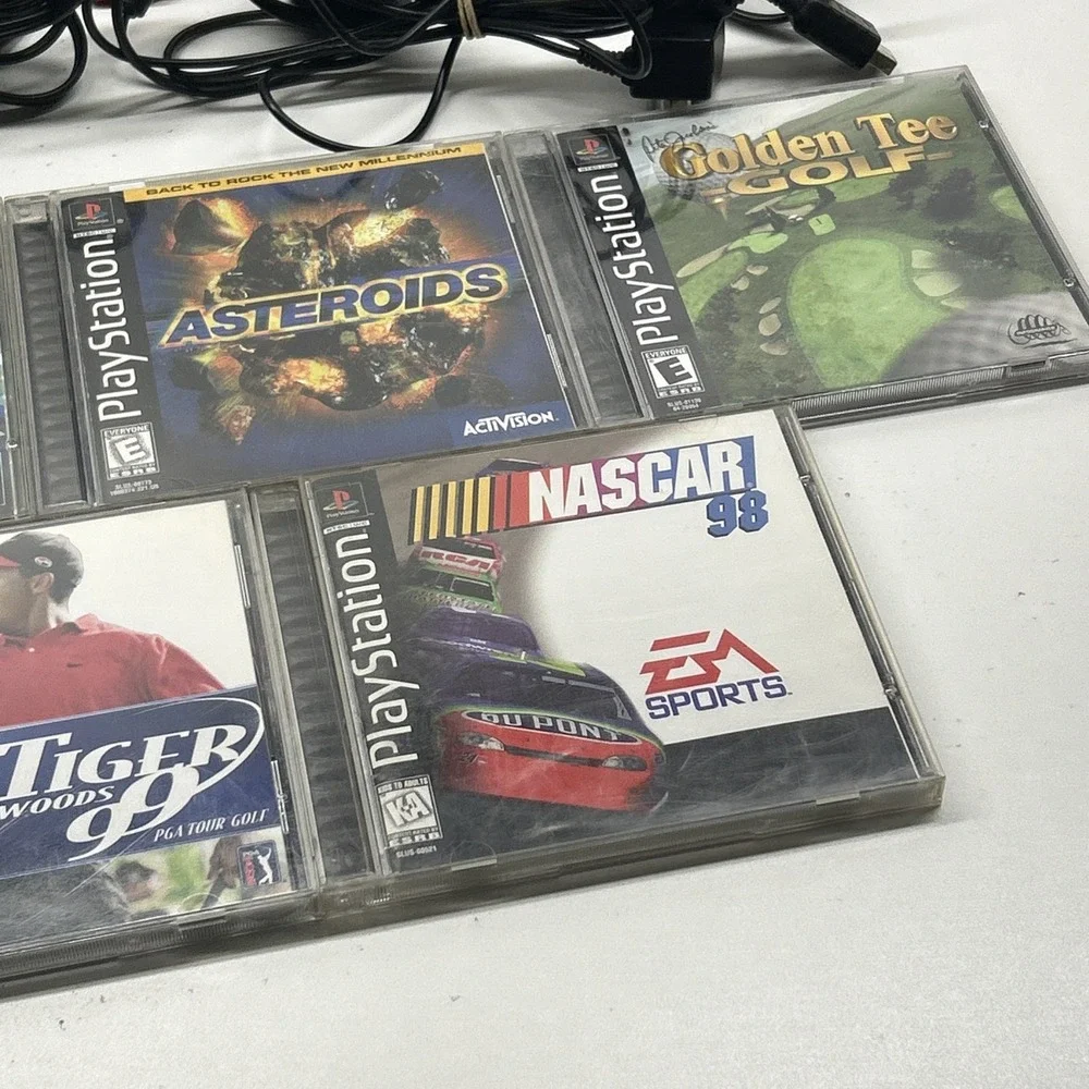 Sony PlayStation PS1 SCPH-5501 Bundle With 7 Games- Tested - Working